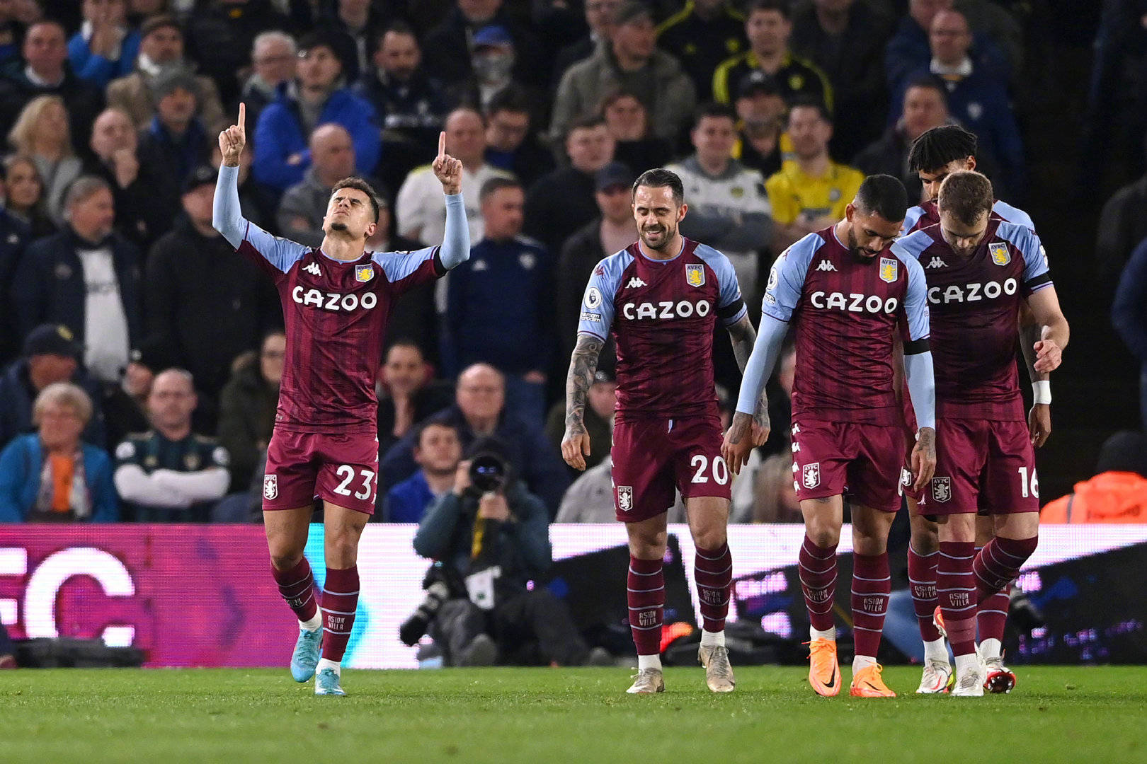 作为国际足 作为国际足